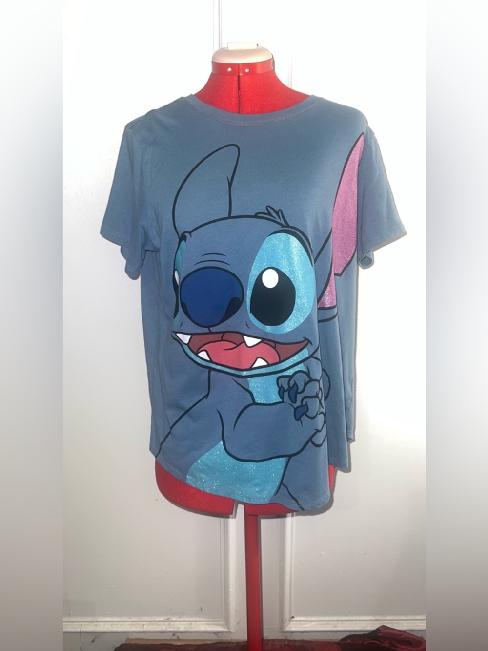 Disney Happy to See Me Blue & Pink Stitch Glitter Graphic Tee size xl